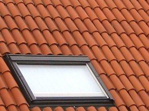 VENTANA TEJADO COMERCIALCOSTOYA